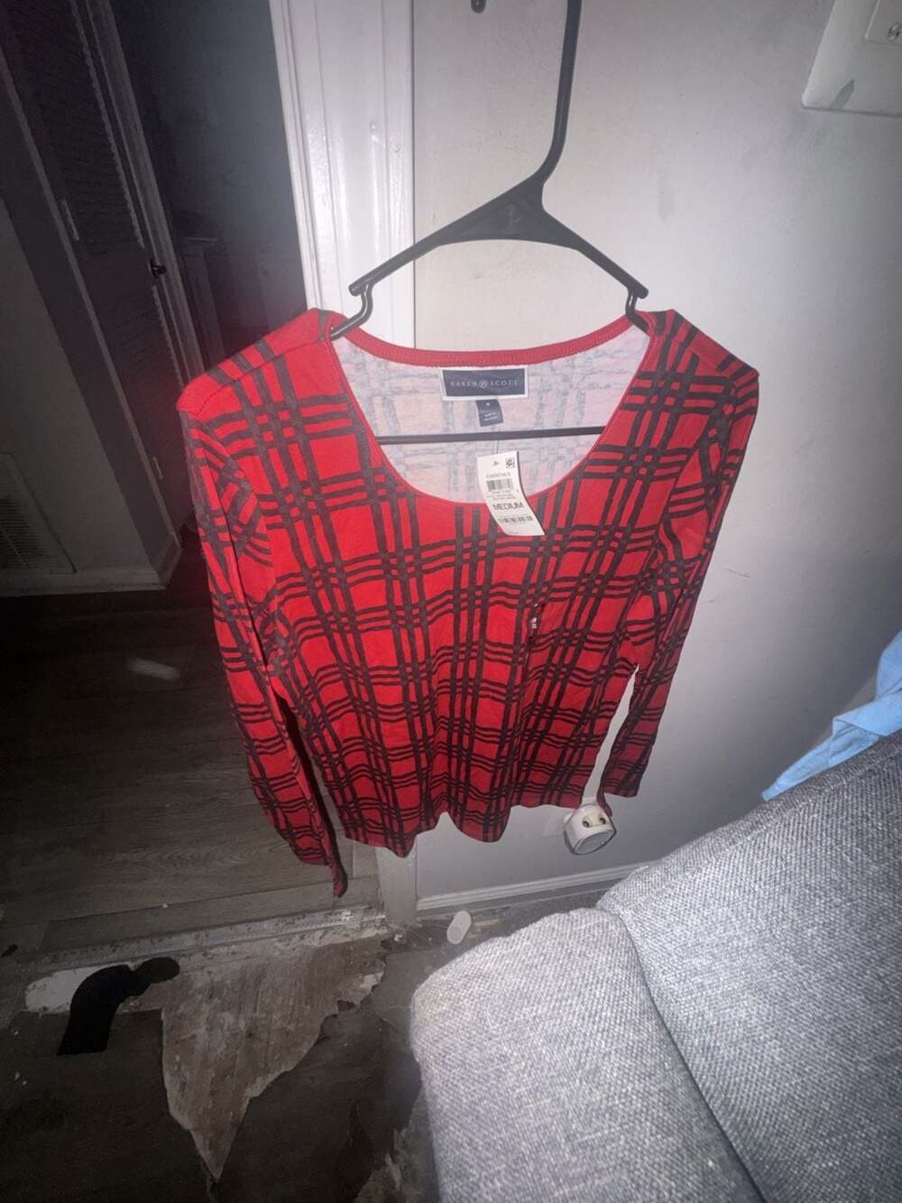 Karen Scott Women's Red Black Plaid Long Sleeve Scoop Neck Top